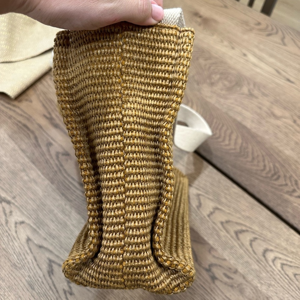 Marni Tan Raffia Tote Bag with Woven Texture - Picture 3 of 7